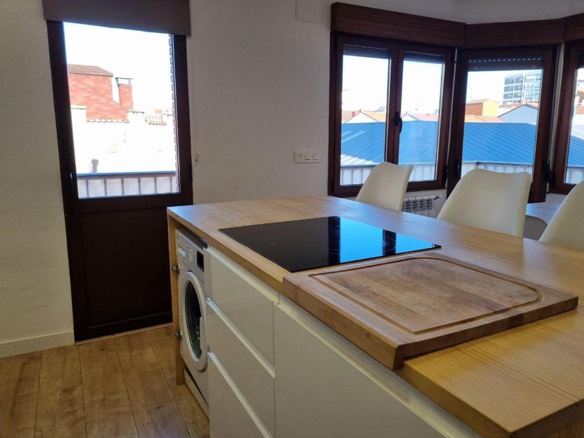 102A Apartamento Moderno 2 Habitaciones 希洪 外观 照片