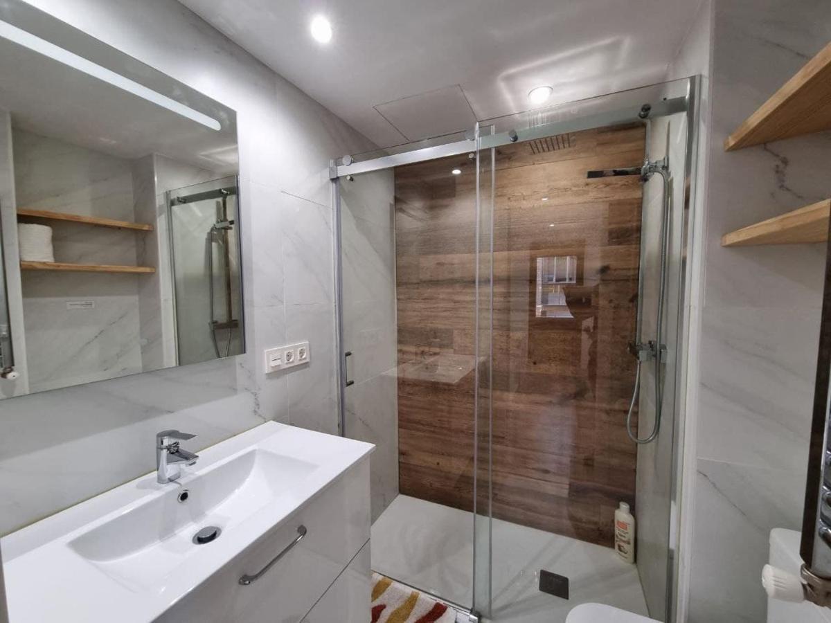 102A Apartamento Moderno 2 Habitaciones 希洪 外观 照片