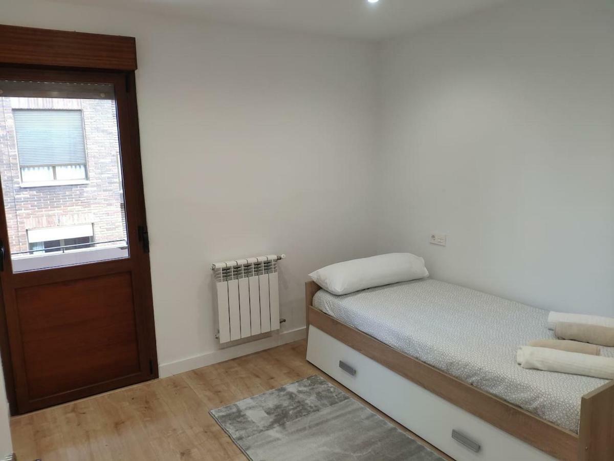 102A Apartamento Moderno 2 Habitaciones 希洪 外观 照片